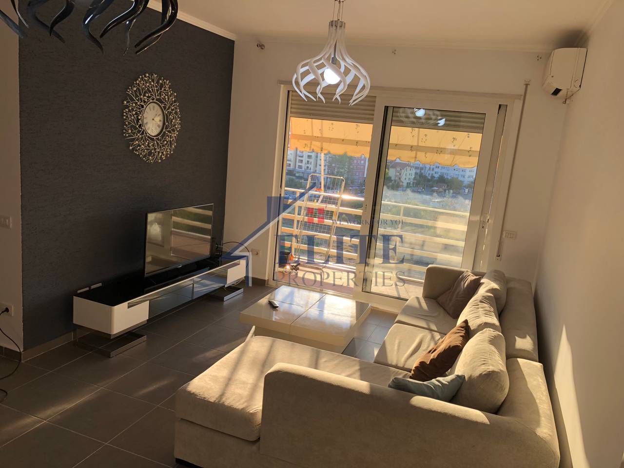 Rruga e Elbasanit, apartment 2+1 for rent