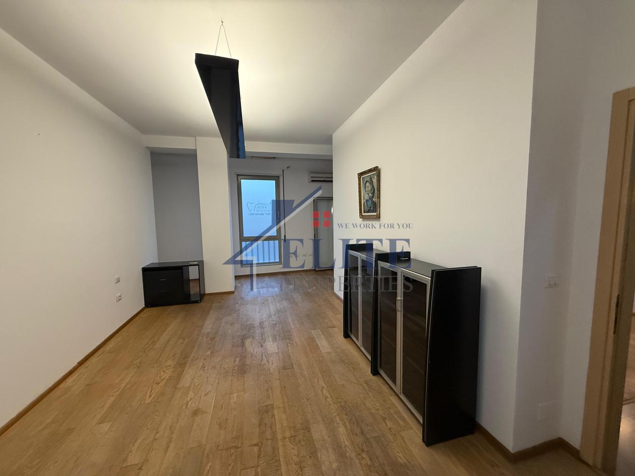 Garda e Republikes se Shqiperise, zyre me qira