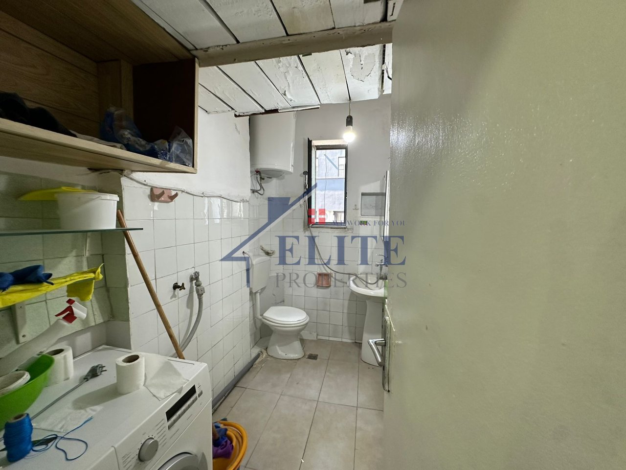 Kafe Flora, apartament 2+1 në shitje