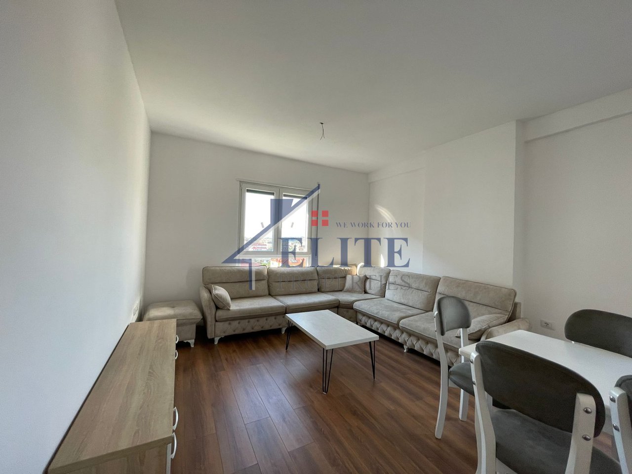 Kamëz, apartament 2+1 me qira