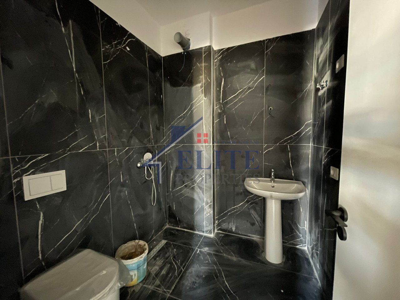 Kamëz, apartament 2+1 me qira