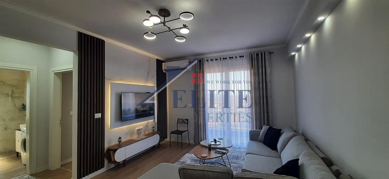 Kamëz, apartament 2+1 në shitje