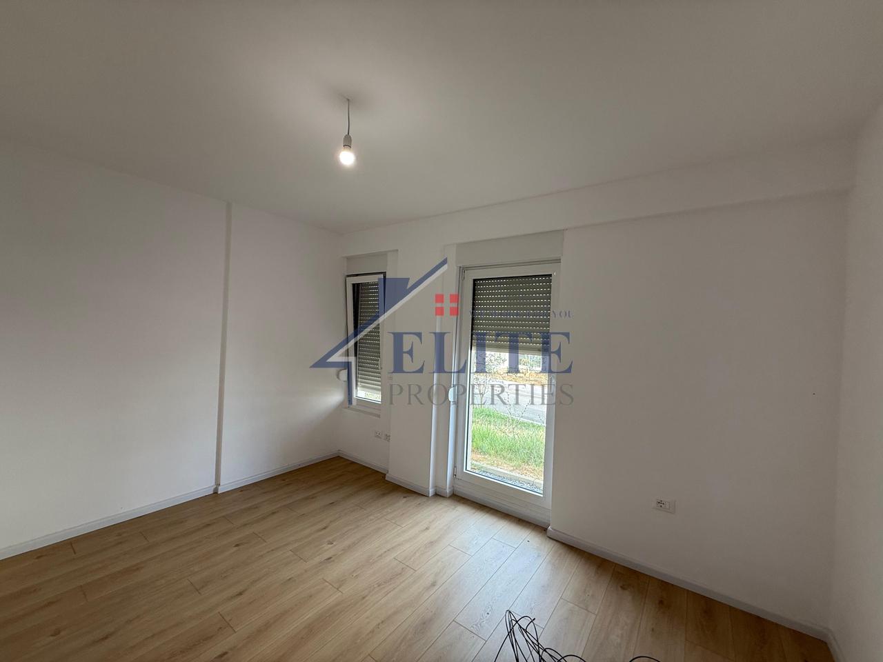 ABA Residence Farkë, villa for rent