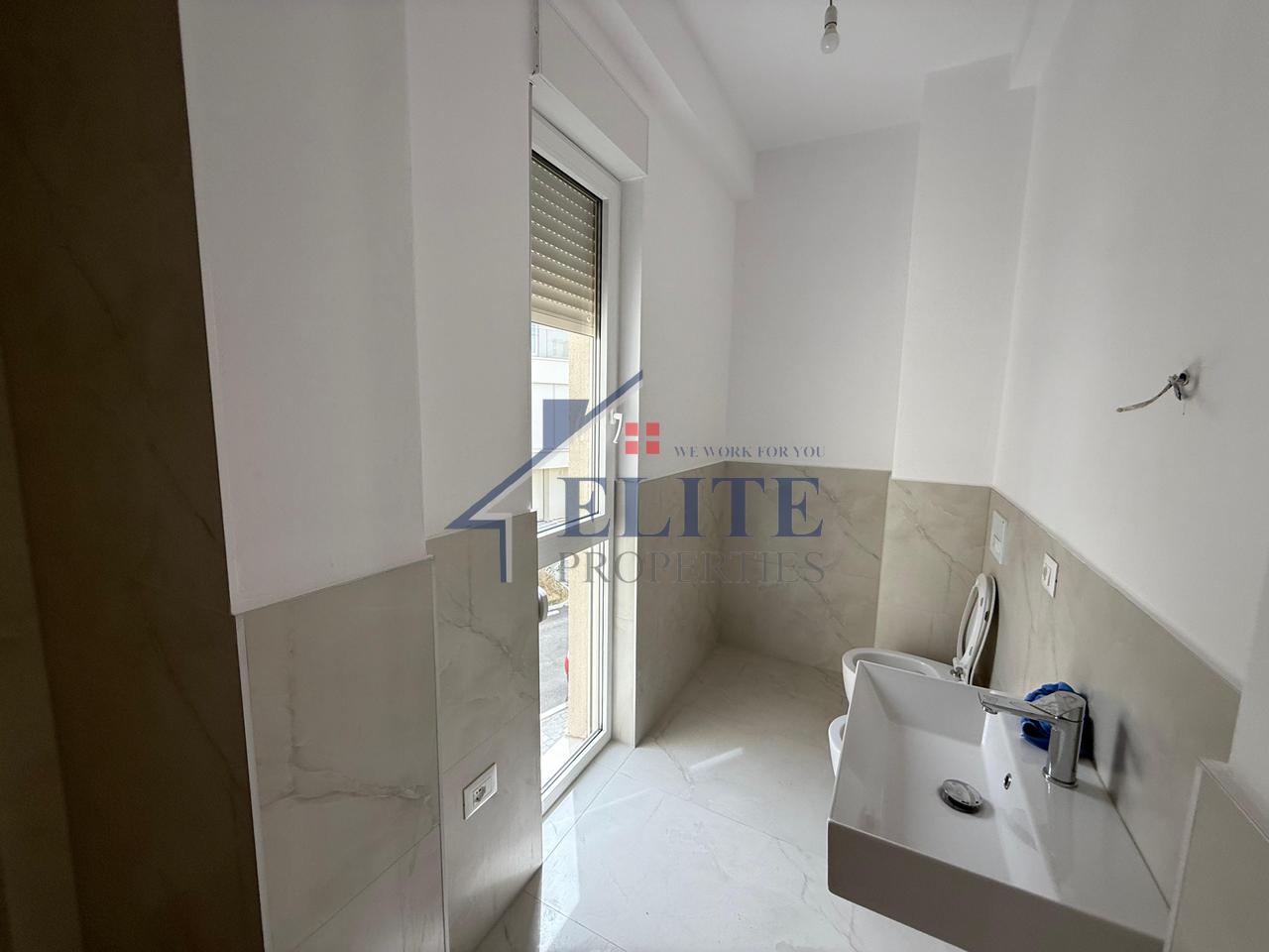 ABA Residence Farkë, villa for rent