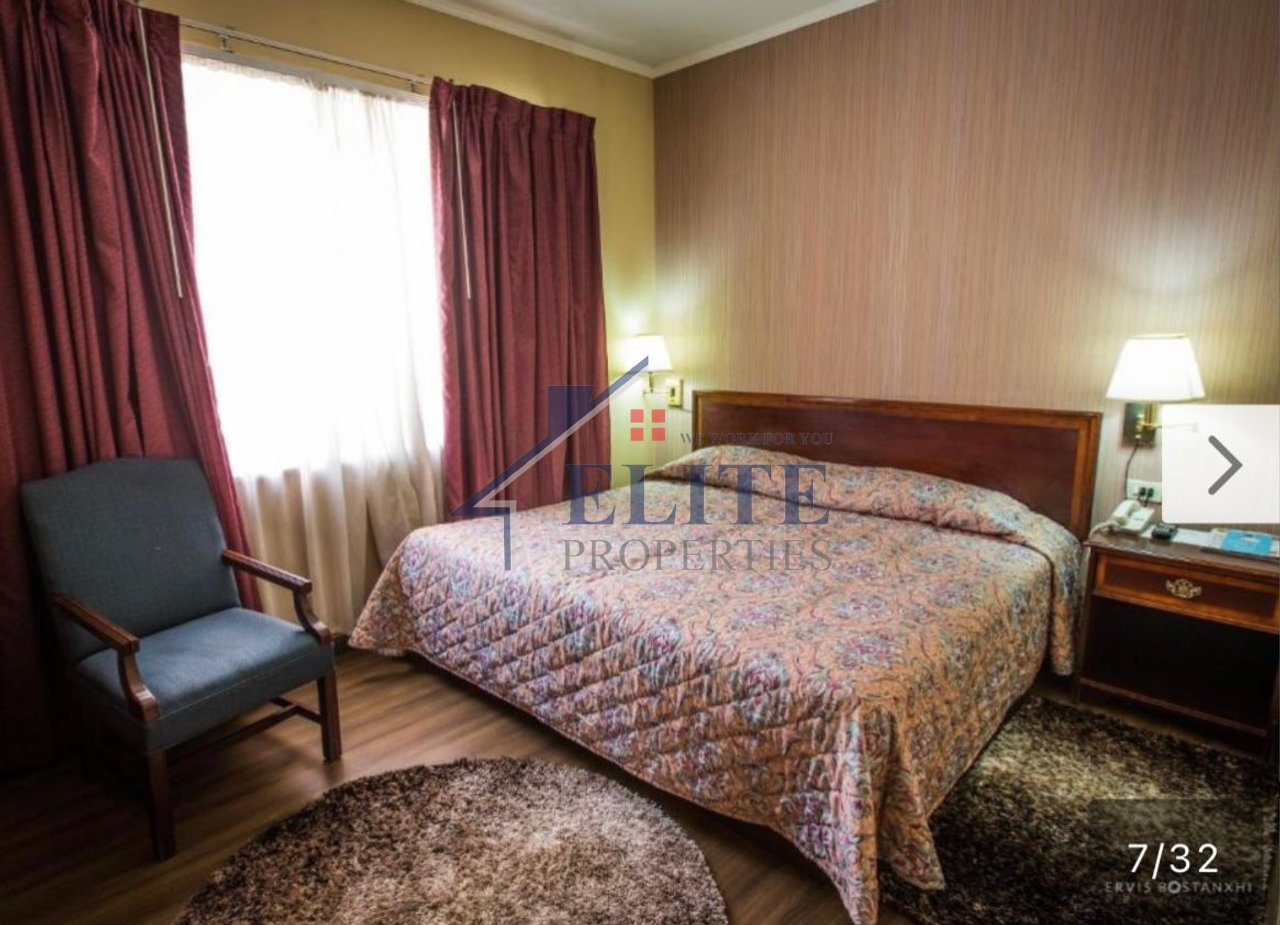 Korçë, hotel for sale