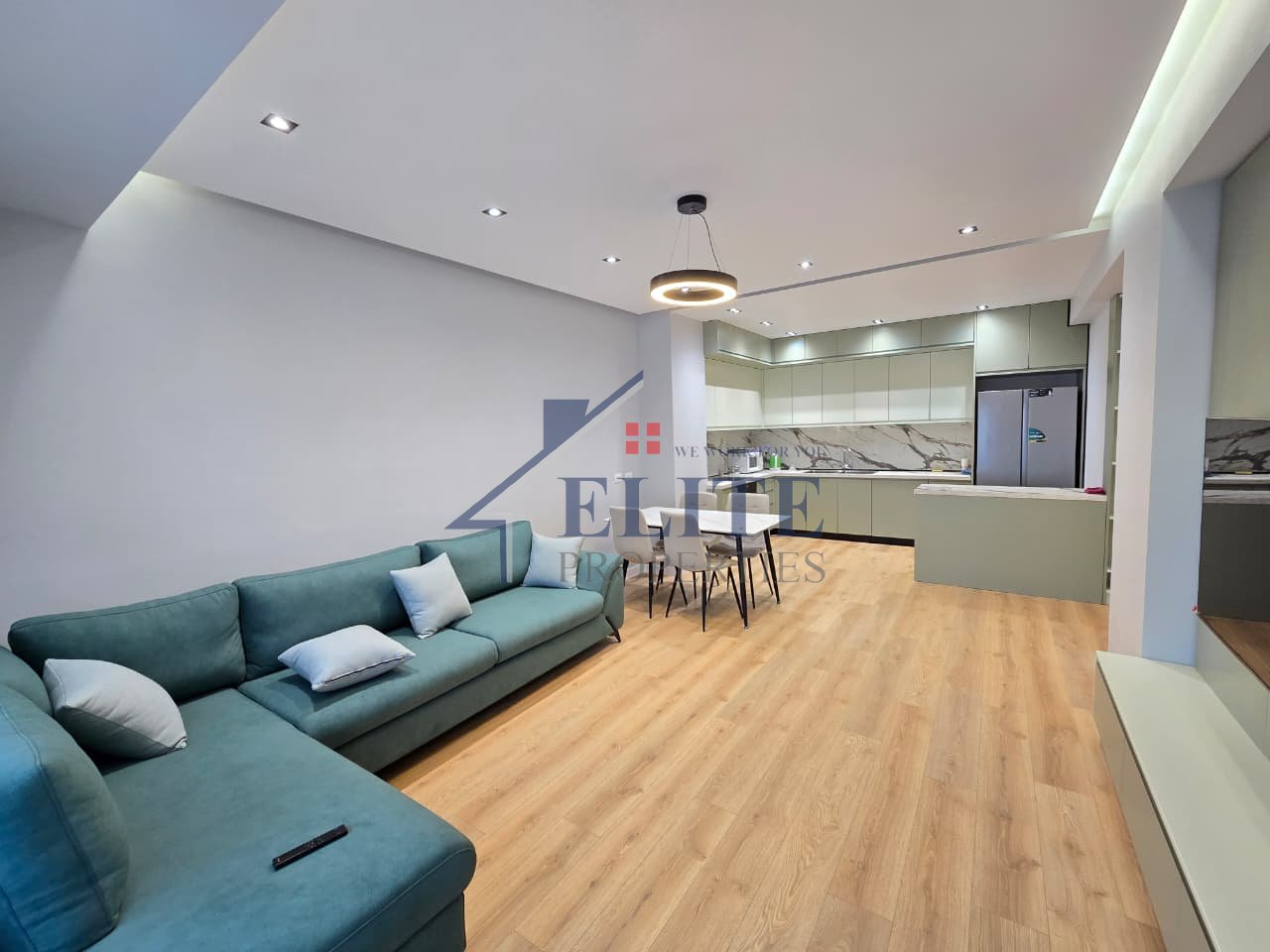 Kompleksin Star - Apartament 3+1 me qira