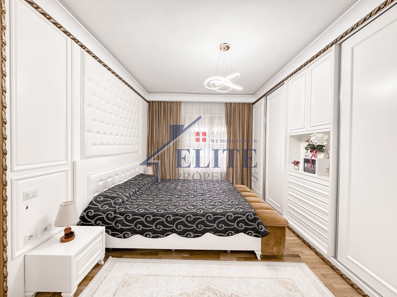 Botanical Garden, three bedroom apartment for sale