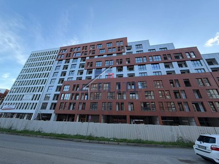 Urban Gate Astir, post parkimi ne shitje