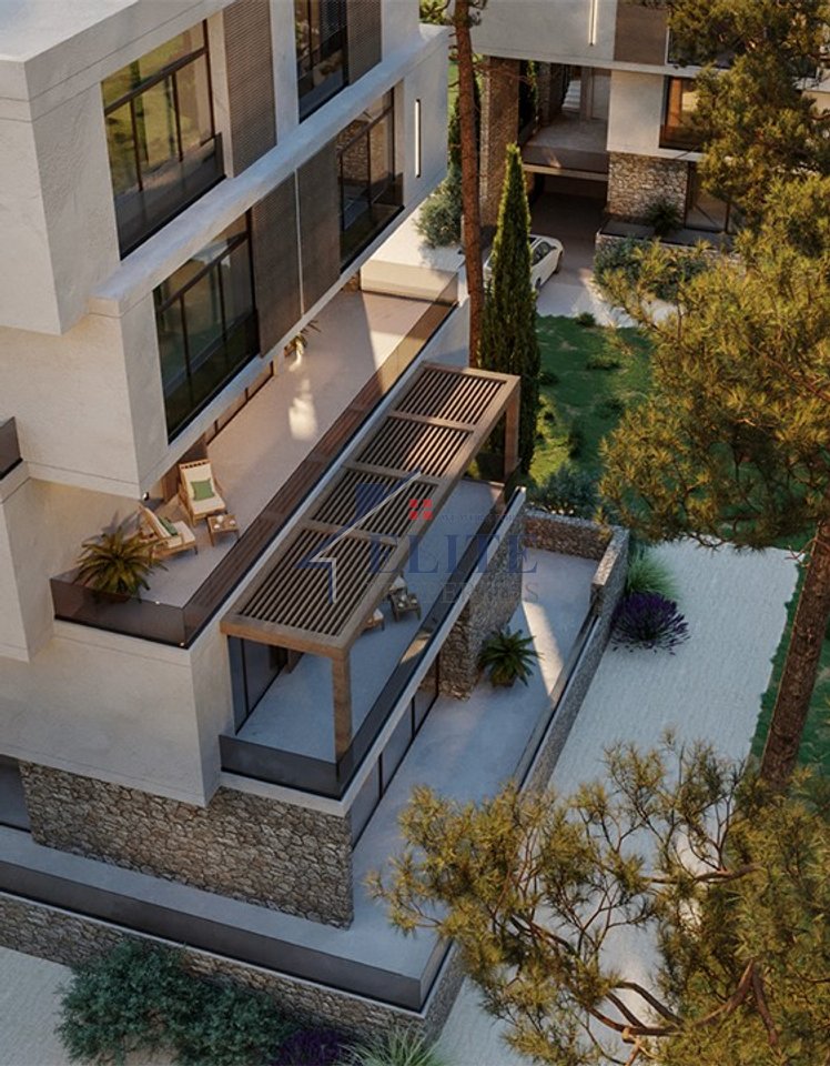 Porto Lalzi, apartament 1+1 në shitje