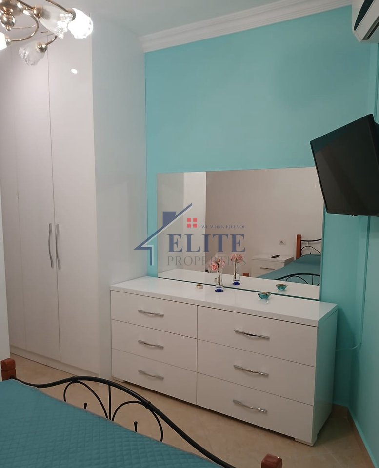 Fresku, Apartament 2+1 me qira