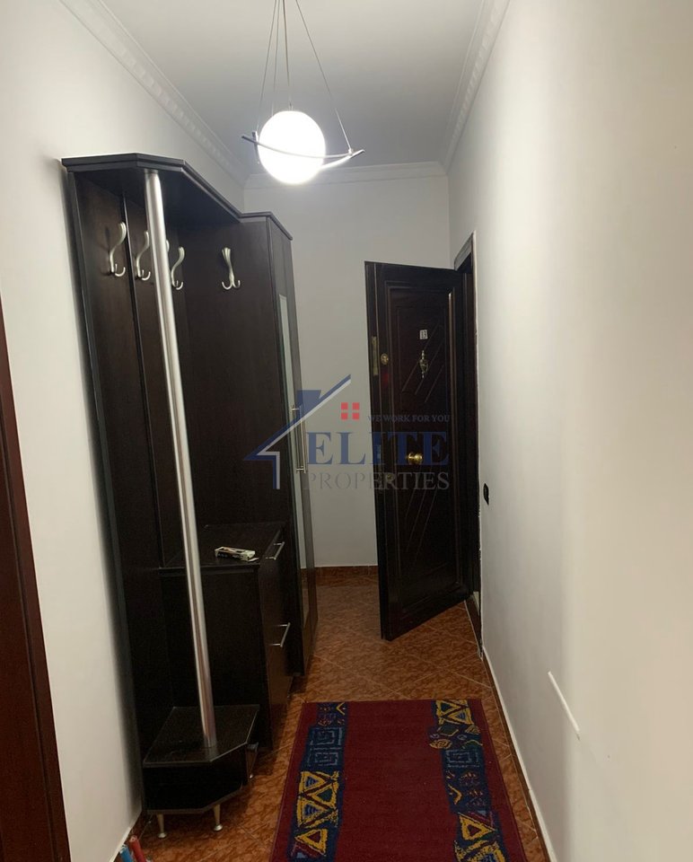 Don Bosko, apartament 1+1 me qira