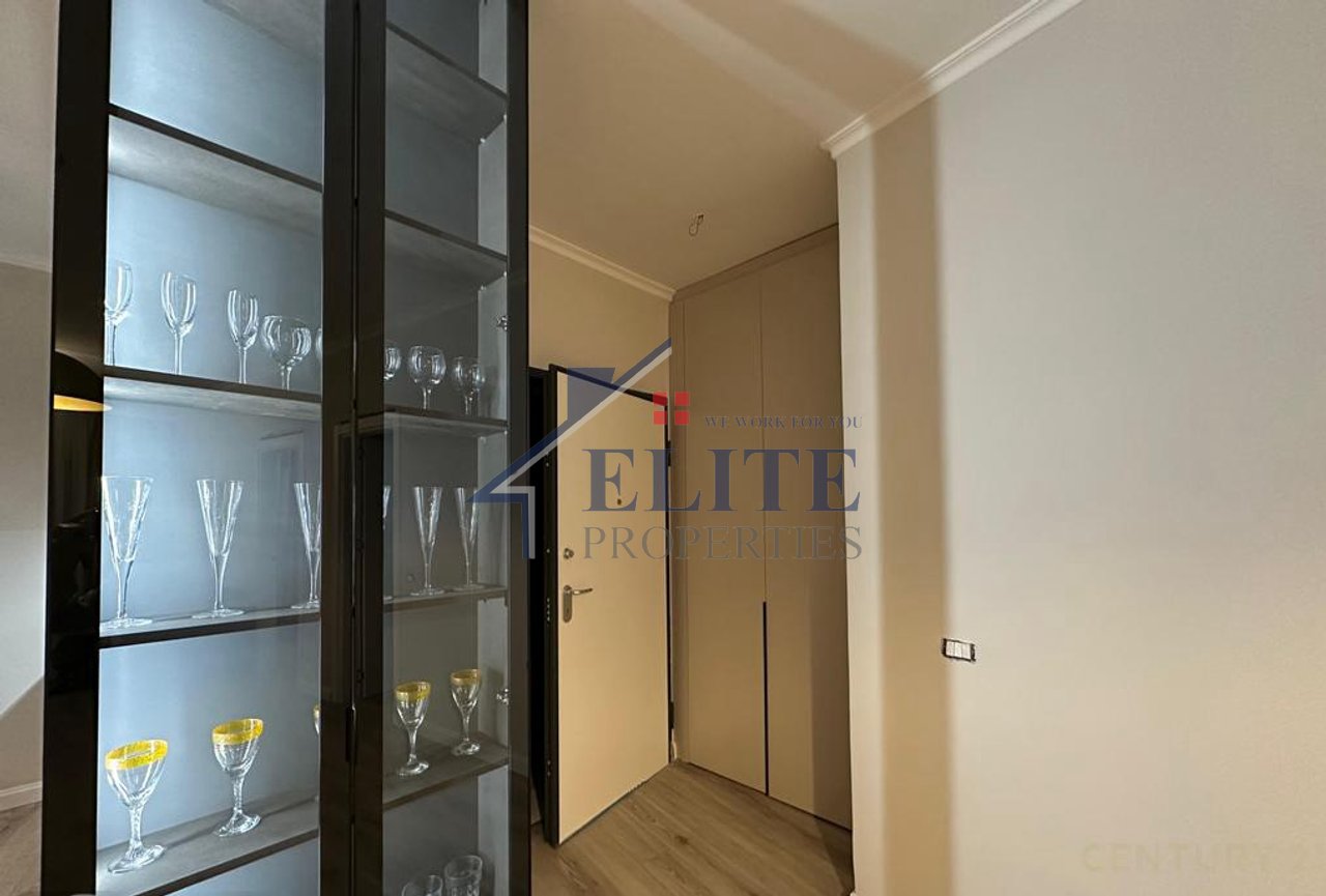 Rose Garden Residence, apartament 1+1 me qira