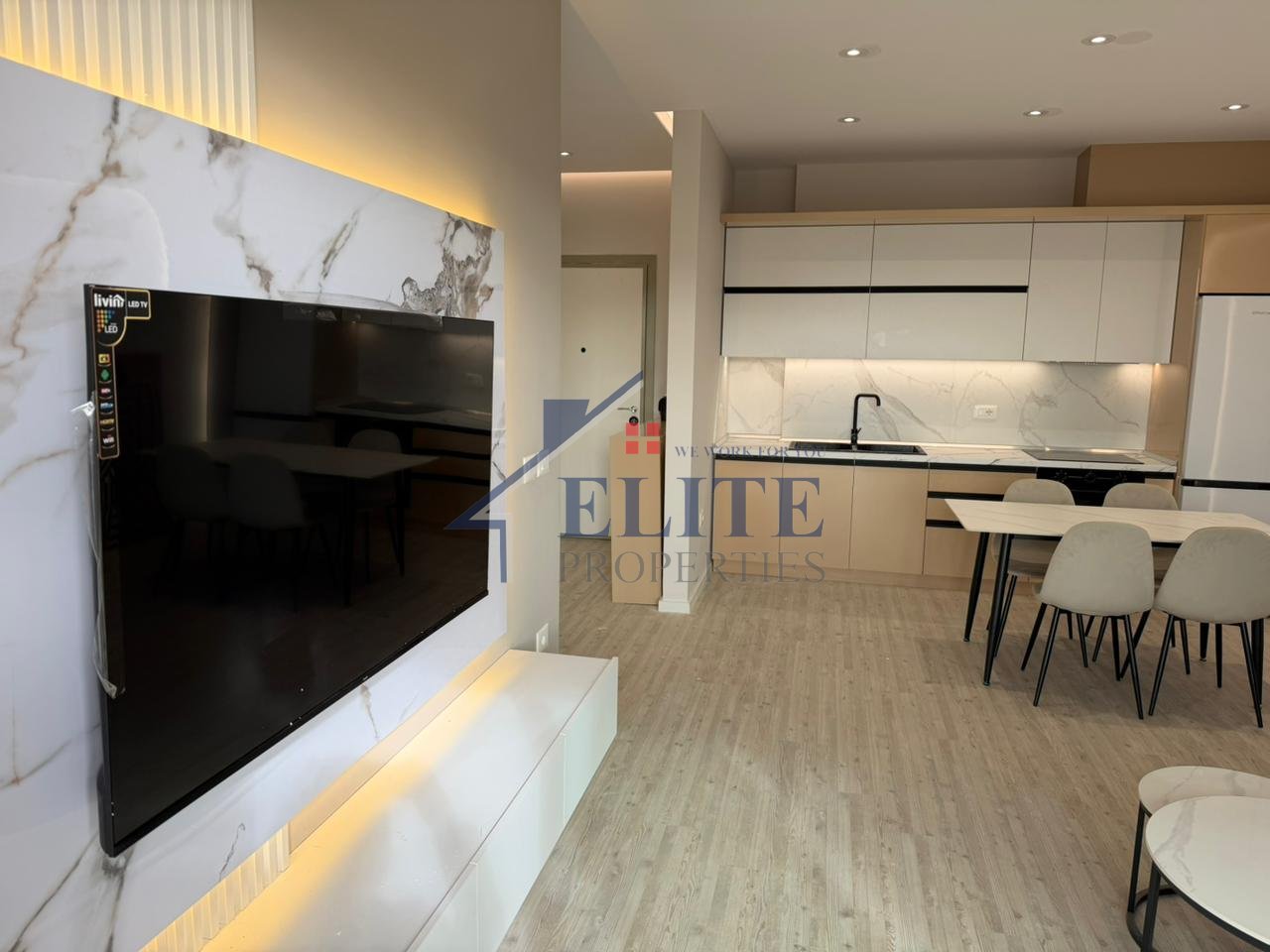 Ish Fusha e Aviacionit, apartament 1+1 me qira