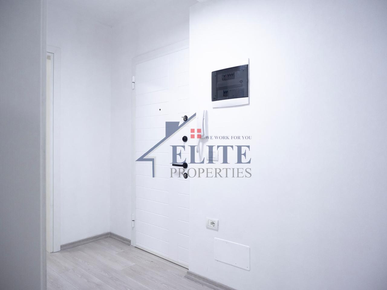 Pranë Sheshi Wilson, zyrë me qira