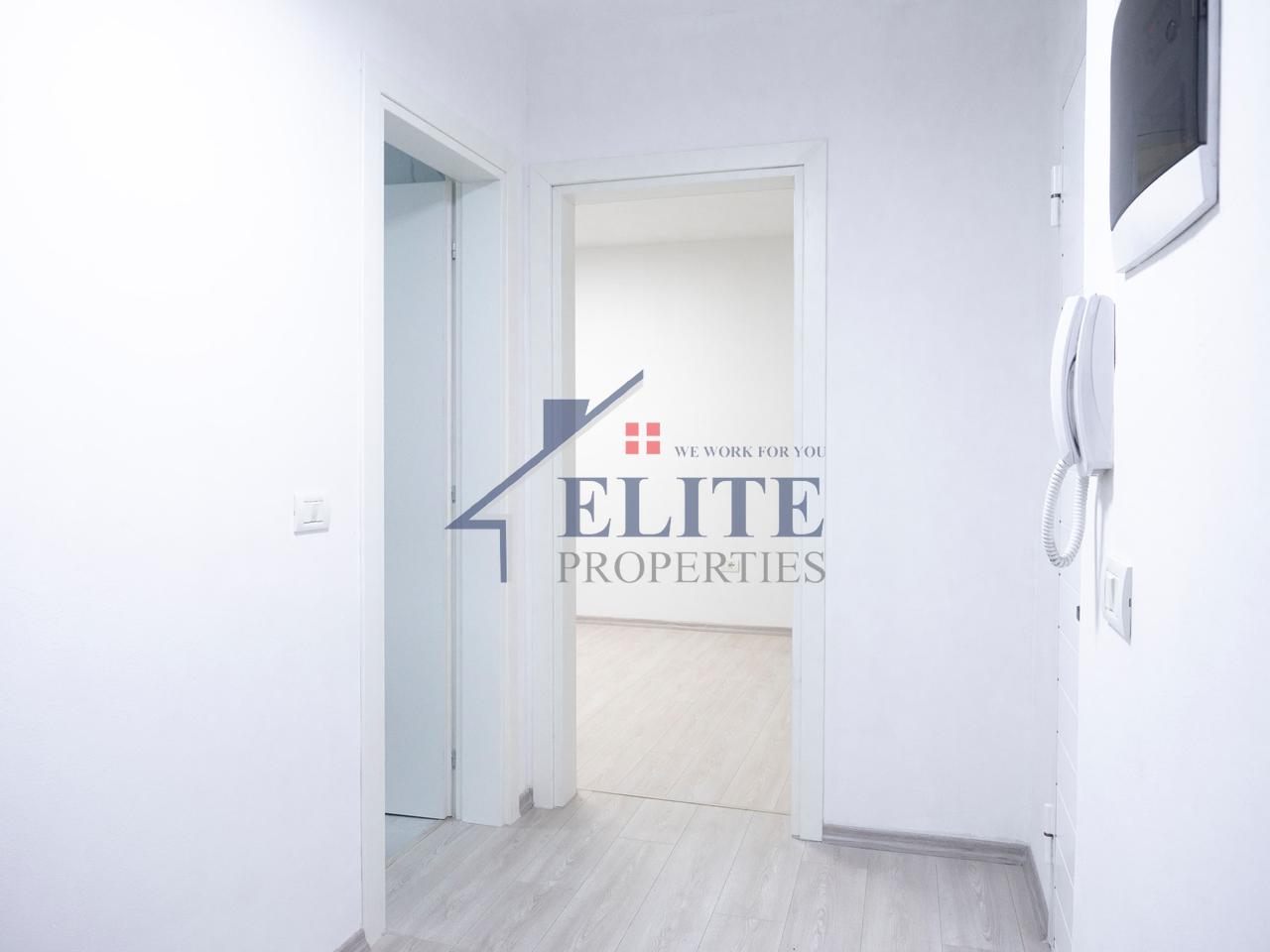 Pranë Sheshi Wilson, zyrë me qira