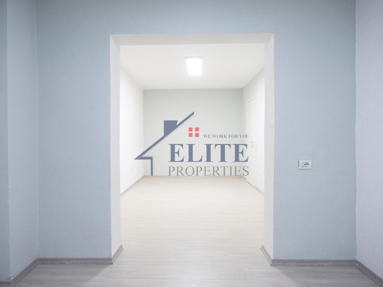 Pranë Sheshi Wilson, zyrë me qira