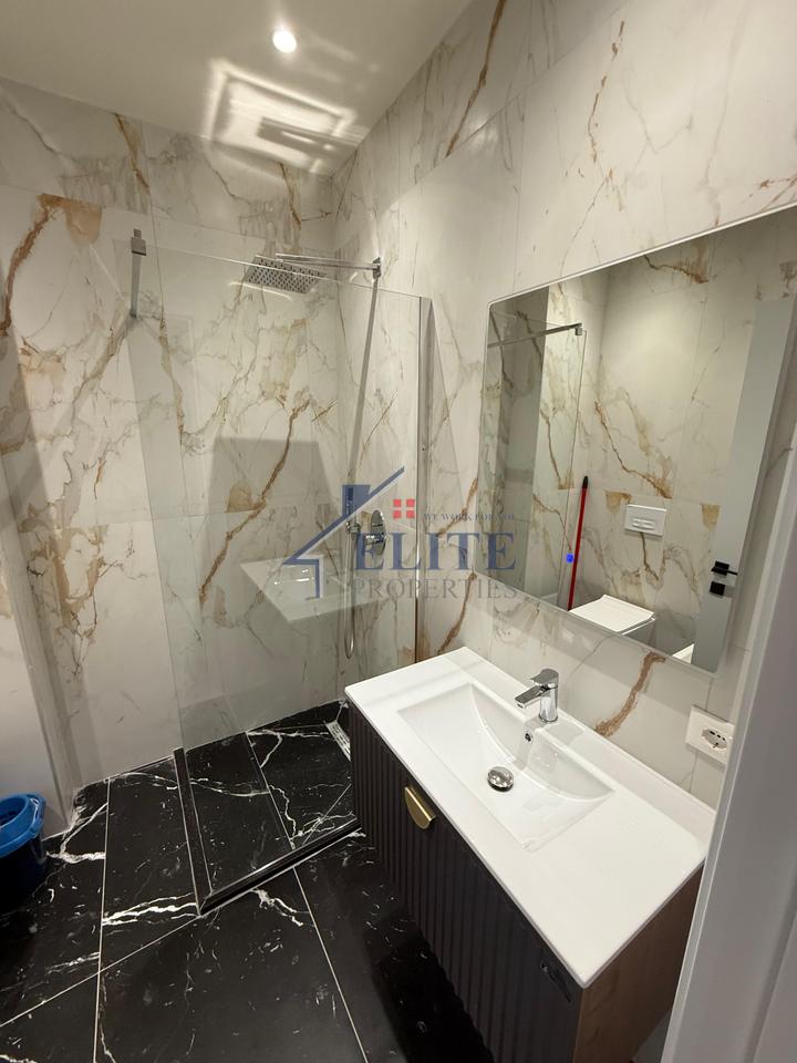 Lake Land Farkë, apartament 2+1 me qira