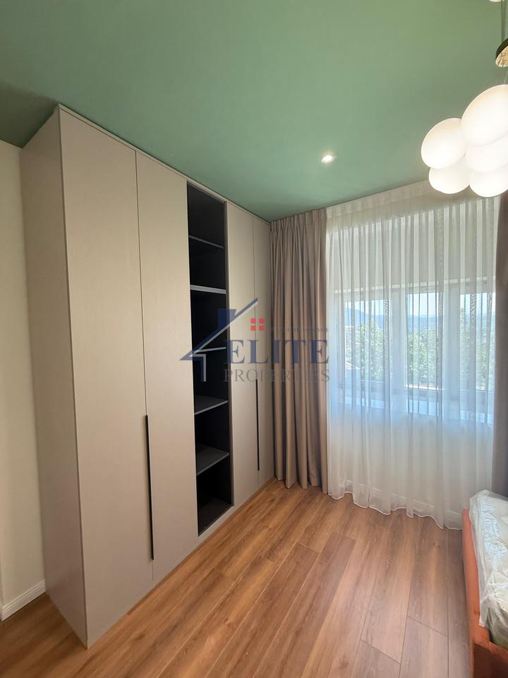 Lake Land Farkë, apartament 2+1 me qira