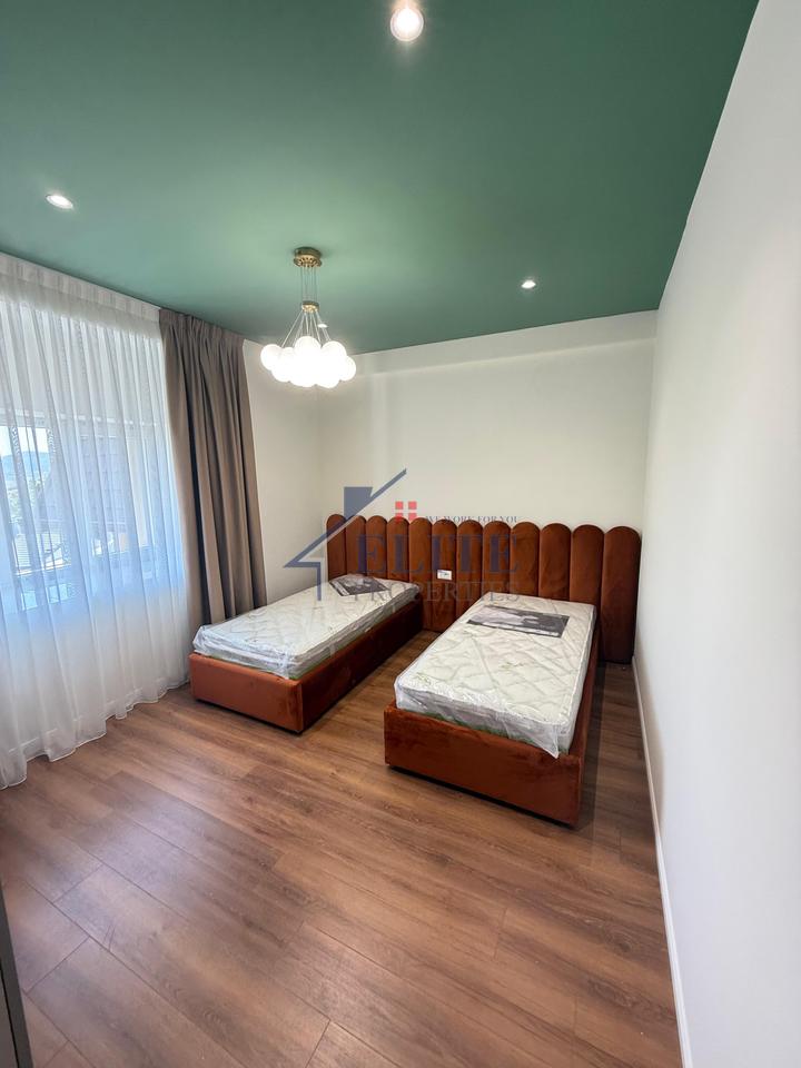 Lake Land Farkë, apartament 2+1 me qira