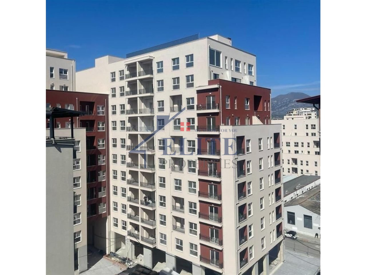 Aura Residence, apartament 3+1 në shitje