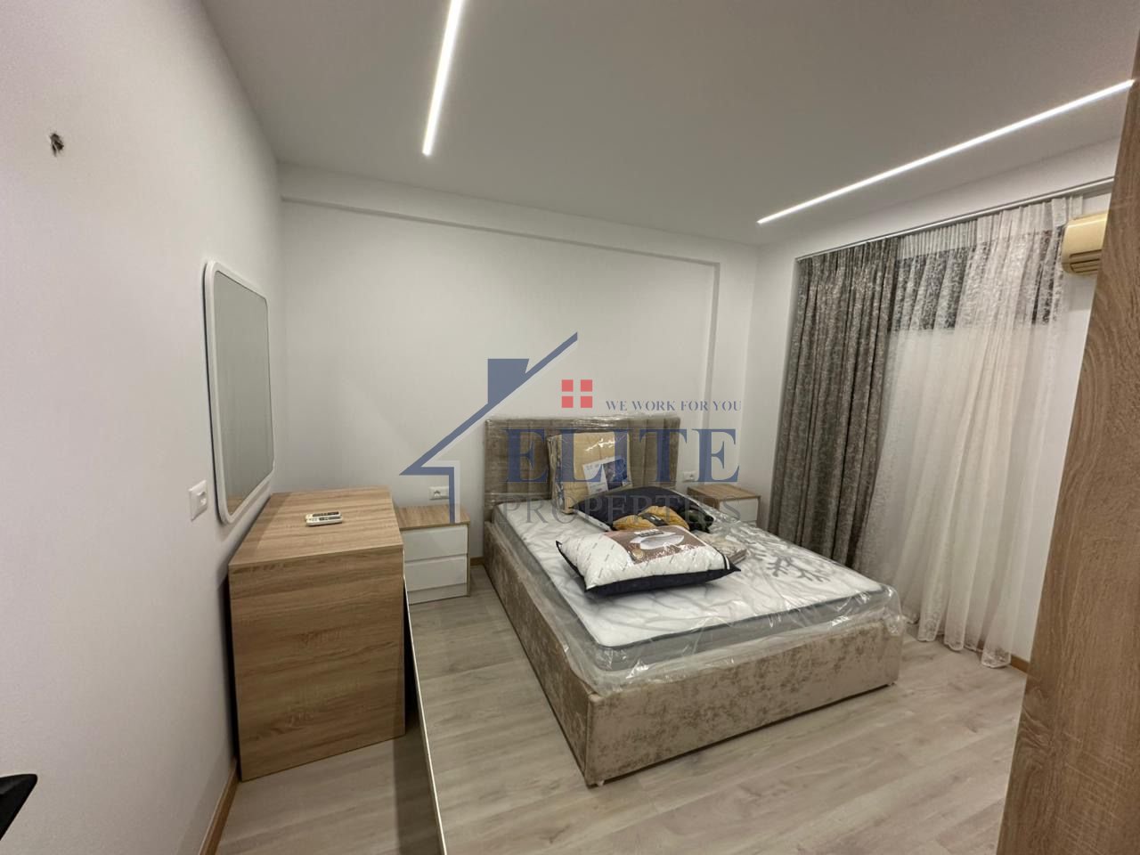 Zogu i Zi – apartament 1+1 me qira