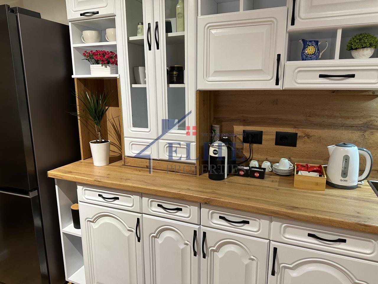 Near Wilson square, 2+1 apartment for rent