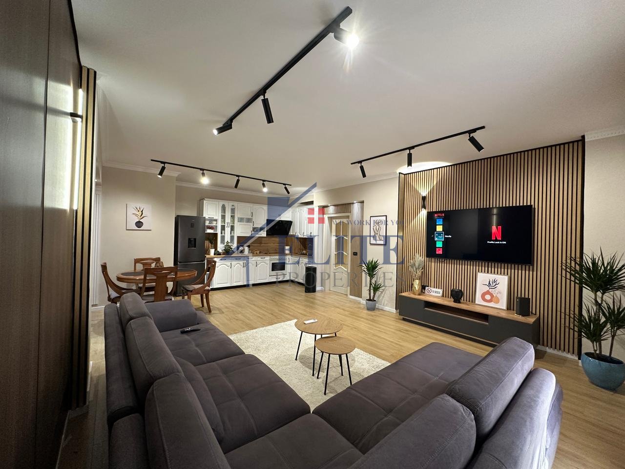 Near Wilson square, 2+1 apartment for rent