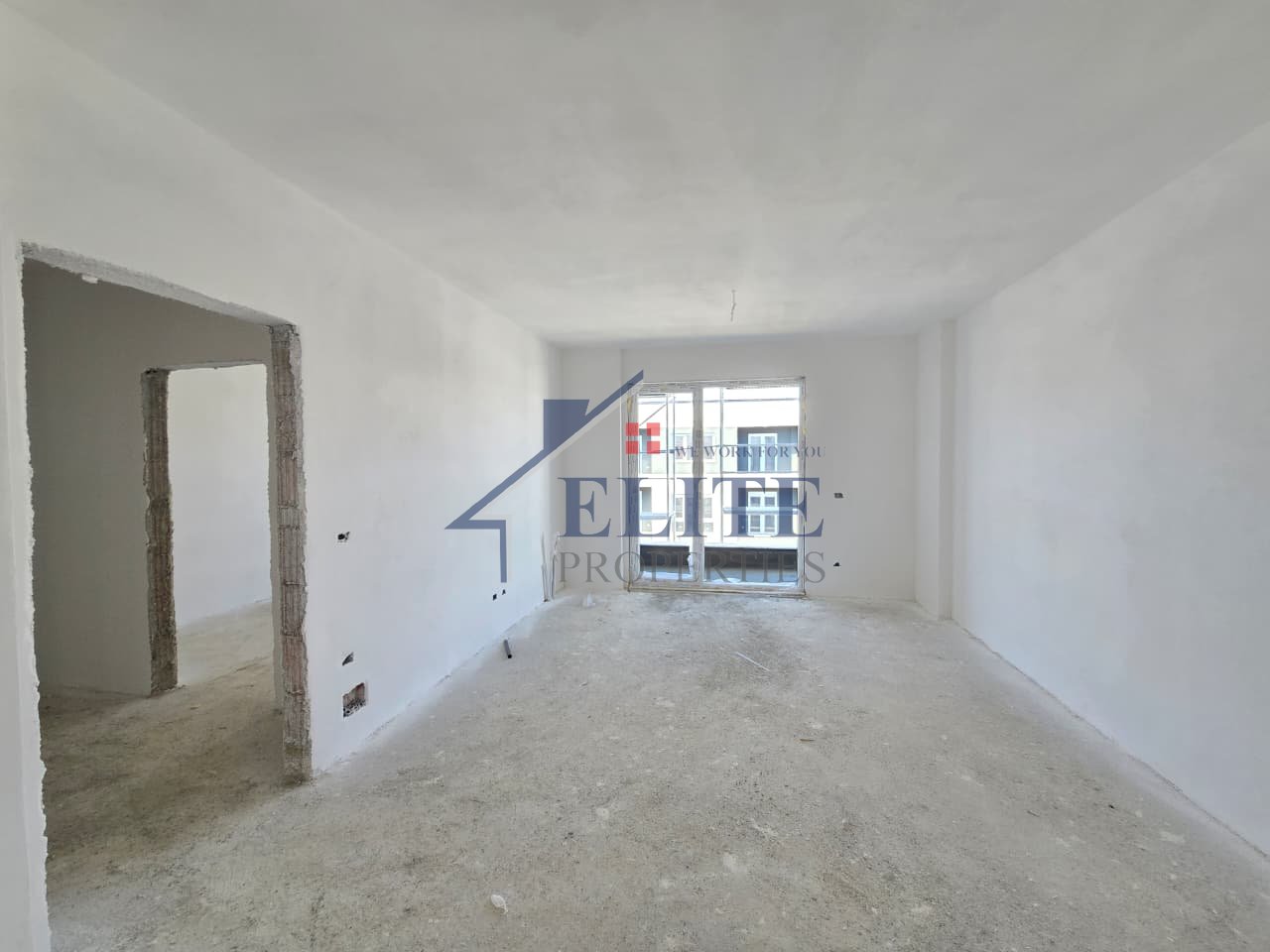 Univers City, apartament 2+1 në shitje