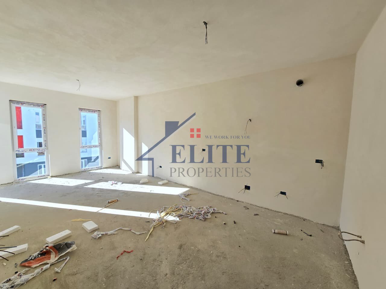 Univers City, apartament 2+1 në shitje