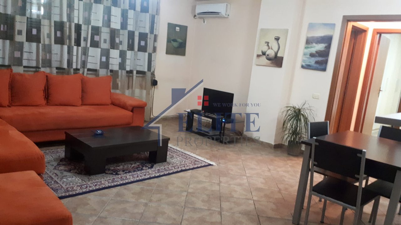 Sheshi Willson – apartament 1+1 me qira