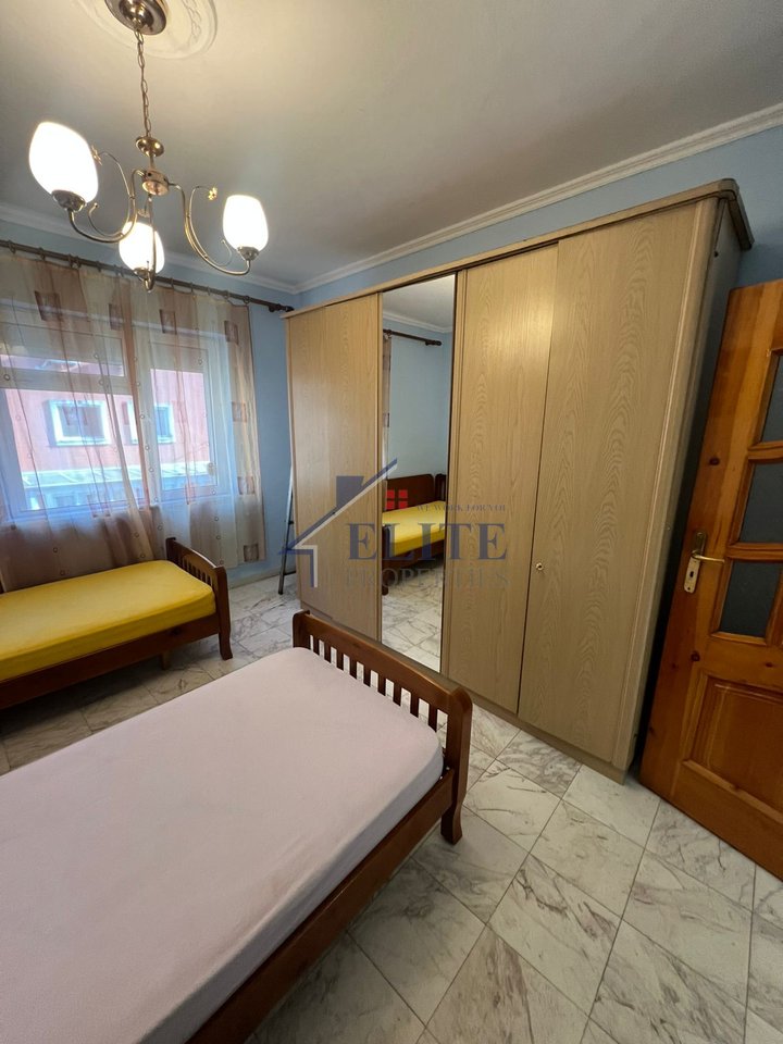 Via Myslym Shyri – appartamento 2+1 in affitto