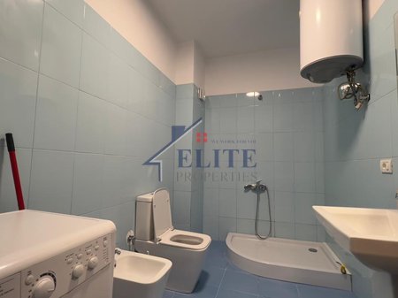 Komuna e Parisit - apartament 1+1 me qira