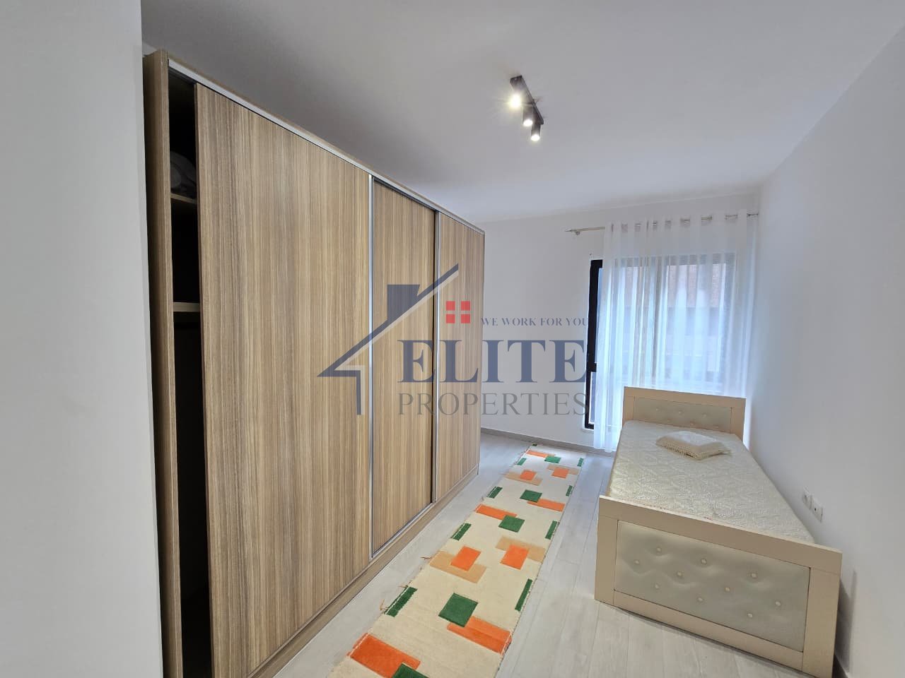 Kthesa e Kamzës, apartament 2+1 me qira