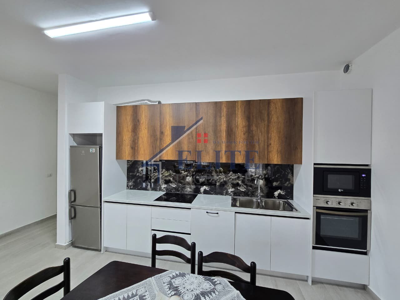 Kthesa e Kamzës, apartament 2+1 me qira