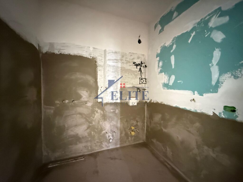 Park Avenue, two bedroom apartment for sale