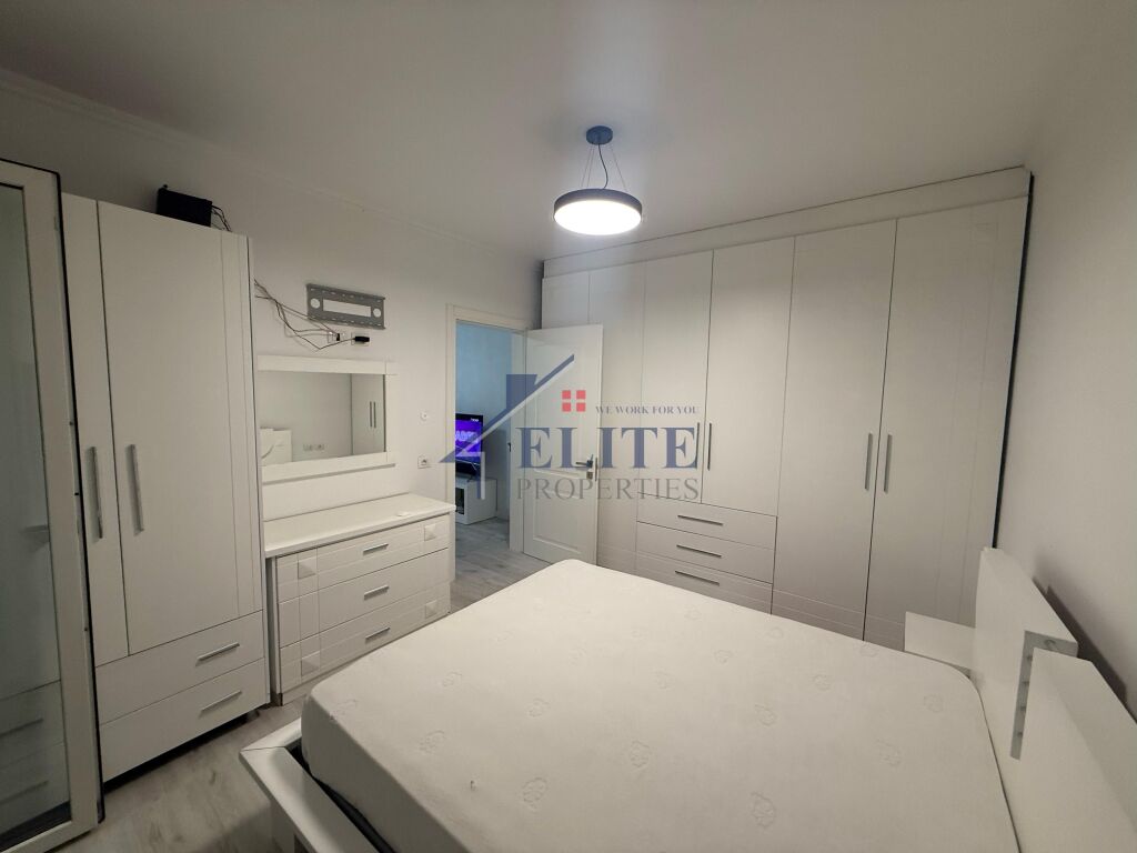 Ali Demi, apartament 1+1 ne shitje