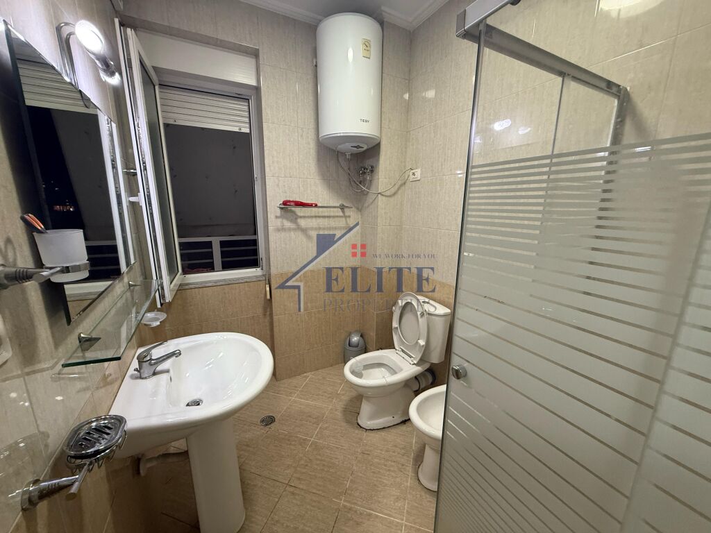Ali Demi, apartament 1+1 ne shitje