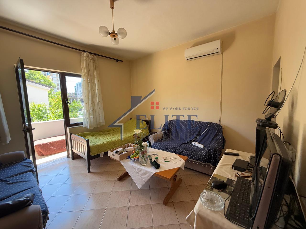 Kthesa e Kamzes, villa in affitto