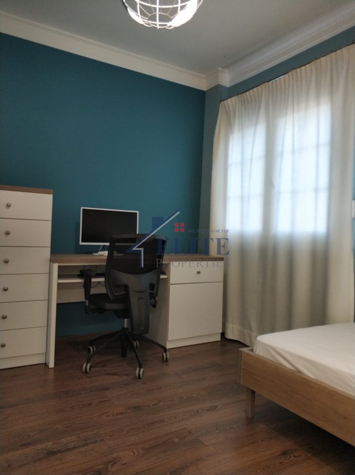 Myslym Shyri, Tiranë- Apartament 2+1 me Qira