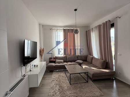 Park Gate, Appartamento 2+1+2 in Affitto in Via Elbasani