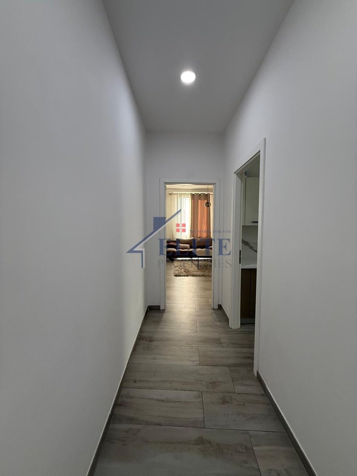 Park Gate, Appartamento 2+1+2 in Affitto in Via Elbasani