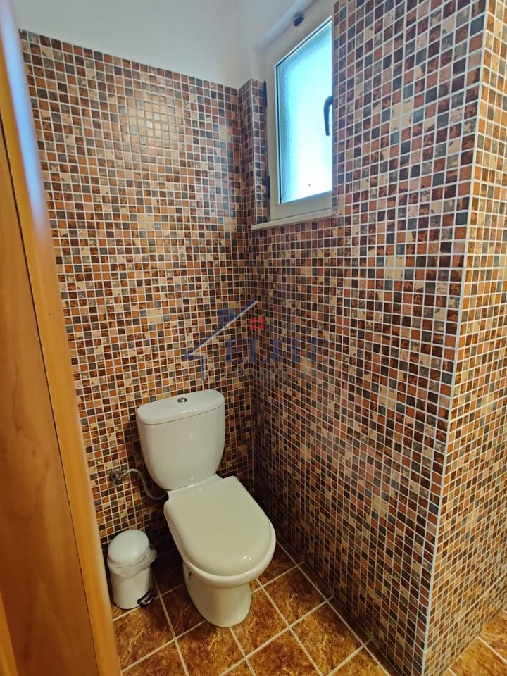 Rruga e Kavajës – Apartament 2+1 me Qira