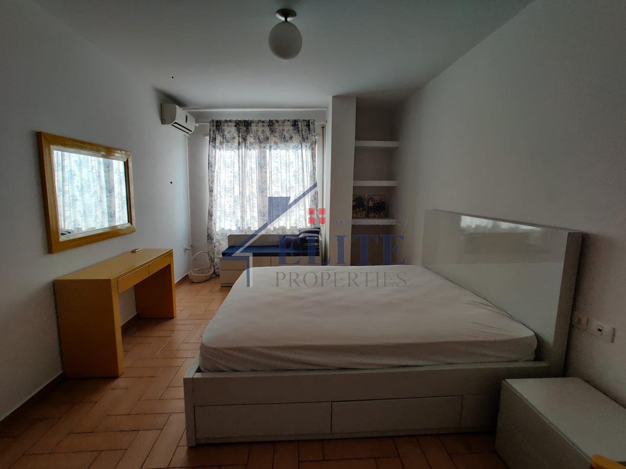 Rruga e Kavajës – Apartament 2+1 me Qira