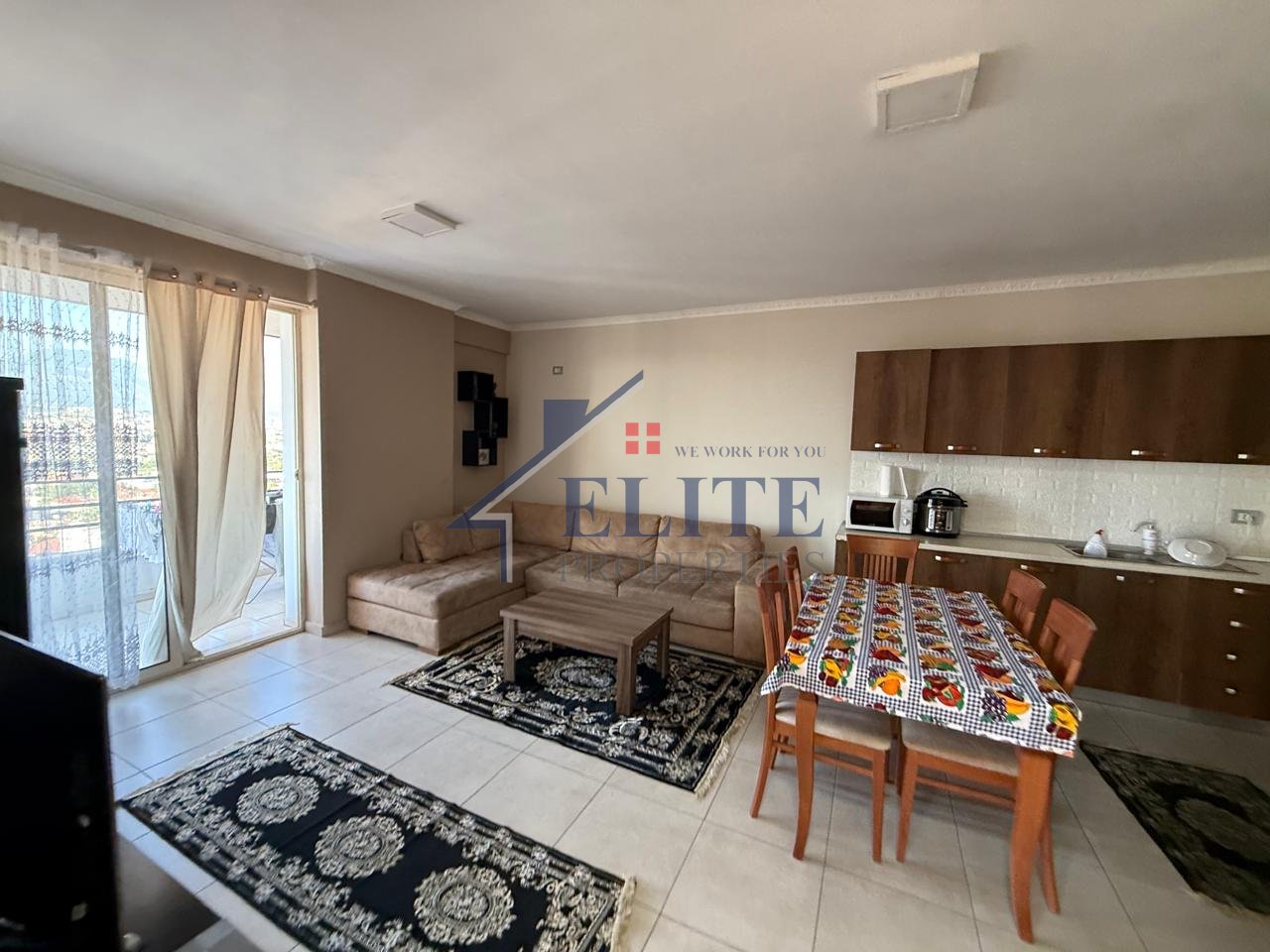 Kompleksi Garden City – Pallatet e Malajzianit, apartament 2+1 në shitje