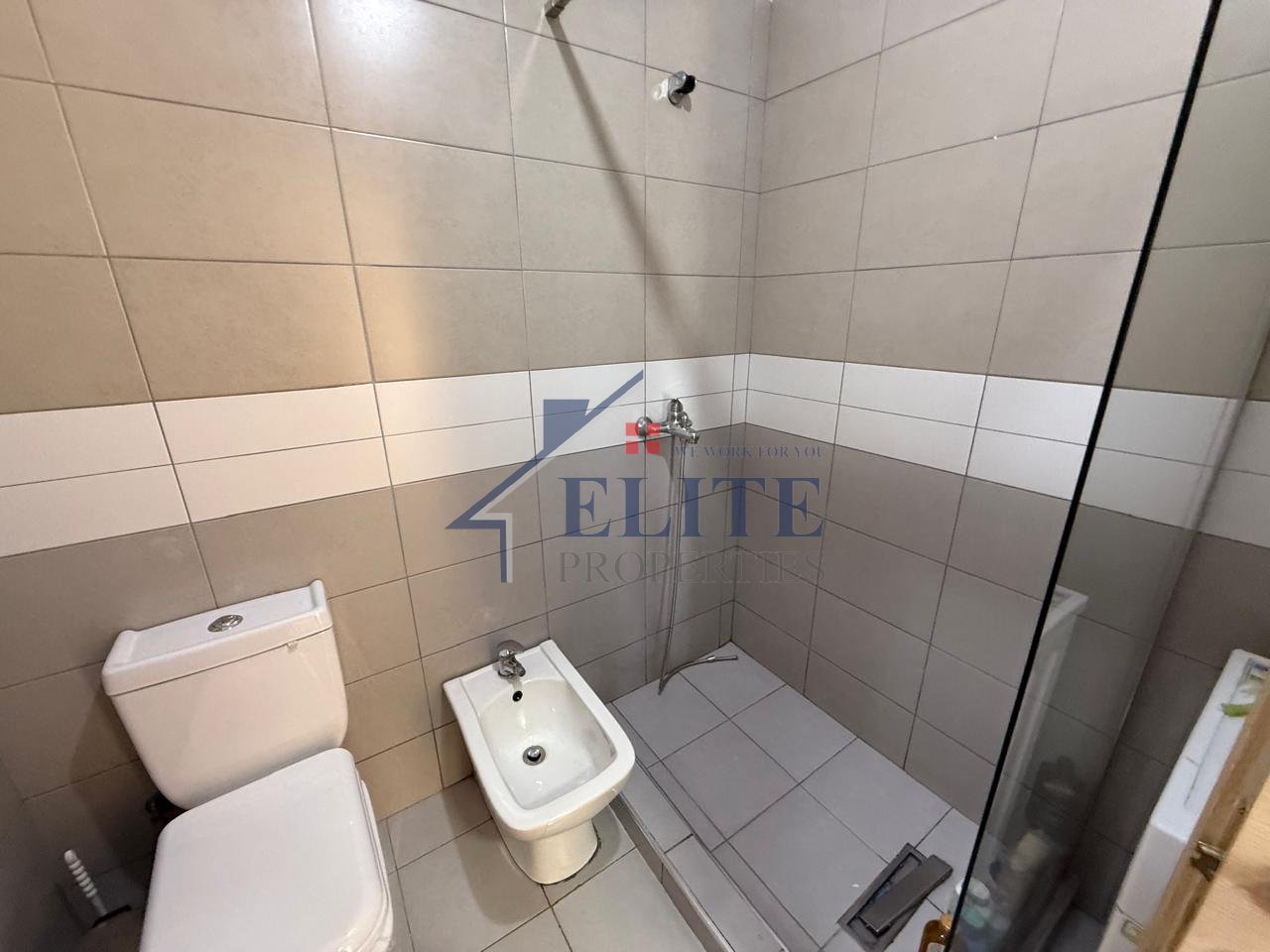 Kompleksi Garden City – Pallatet e Malajzianit, apartament 2+1 në shitje