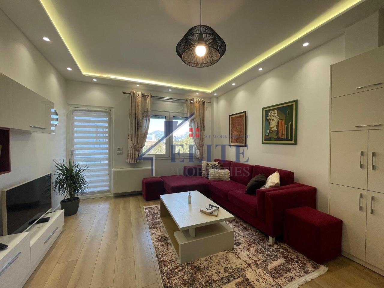 Zoological Garden, two bedroom apartment for rent