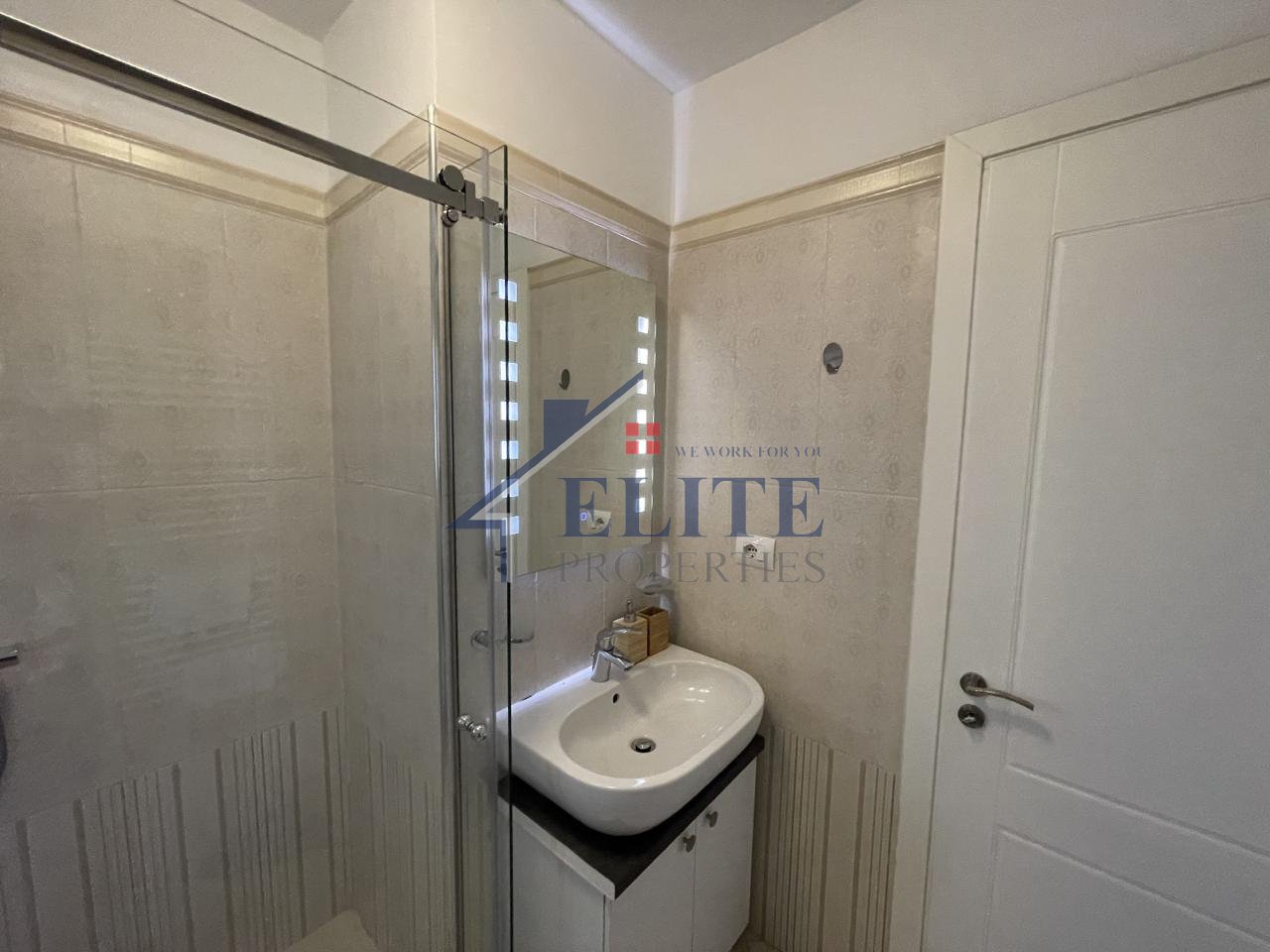 Zoological Garden, two bedroom apartment for rent