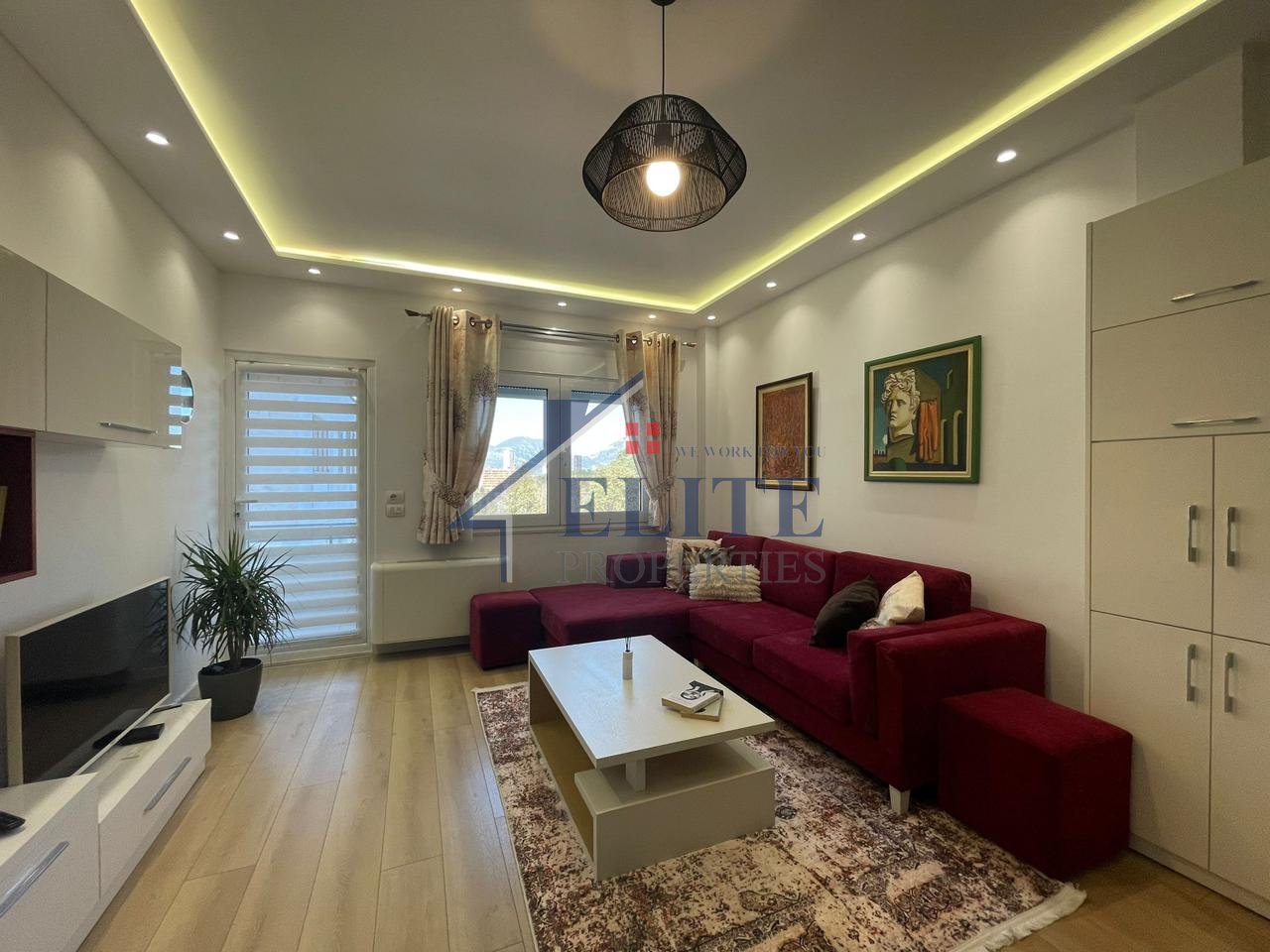 Zoological Garden, two bedroom apartment for rent