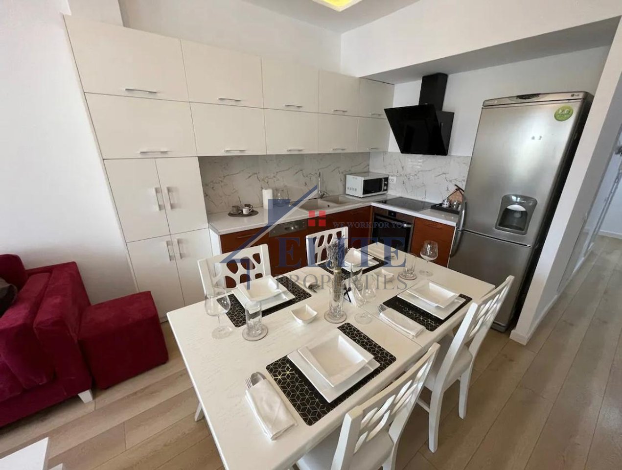 Zoological Garden, two bedroom apartment for rent
