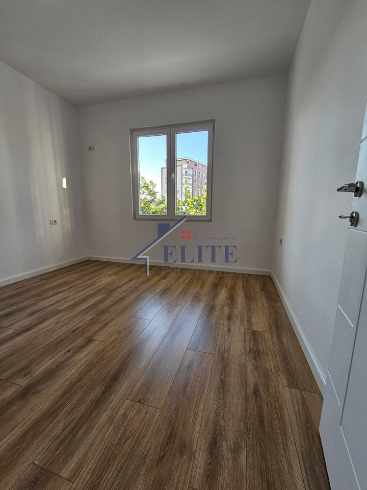 Rruga e Kavajës, appartamento con una camera da letto in vendita